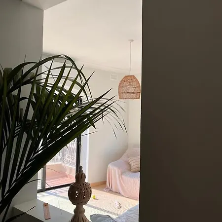 Lovely Apartment Next To The Beach St. Paul's Bay Exterior photo