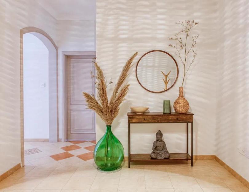 Apartament Lovely Next To The